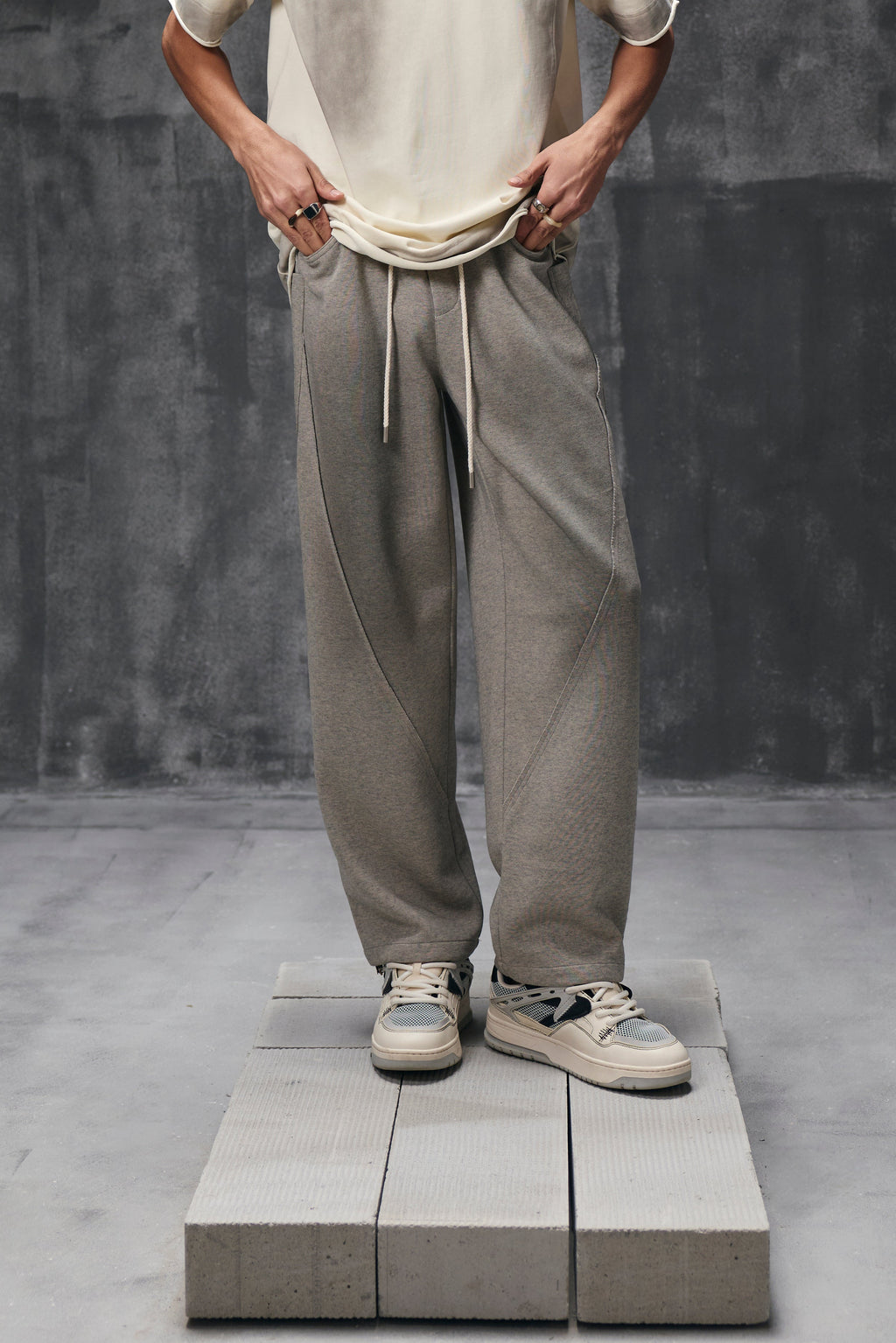 Offgrid Sweatpants